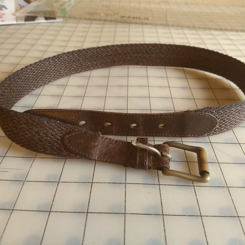 💗 Brown Leather Tab and Woven Belt